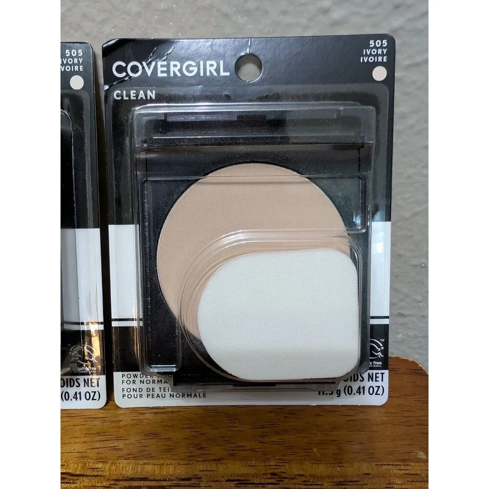 2 Covergirl Clean Powder Foundation 505 Ivory Original Formula Expire 12/20/2026